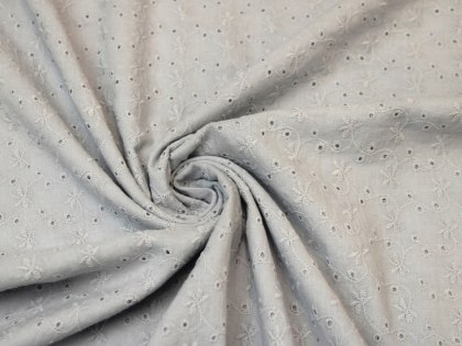 Batyst bawełniany haftowany jasny szary wzór kwiatki