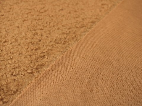 Dzianina baranek beżowy karmel bukla Dzianina baranek beżowy karmel bukla