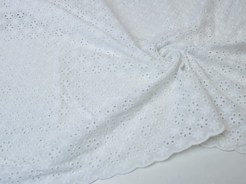 bawełna haftowana biała kwiatki