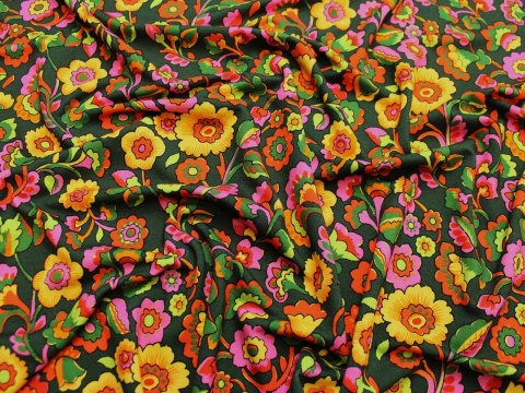 dzianina jersey żółte kwiaty na zielonym tle