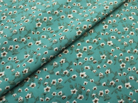 tkanina silki na sukienki łączka na miętowym