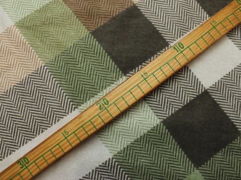 tkanina flanela bawelniana poscielowa na metry krata jodełka brąz zieleń